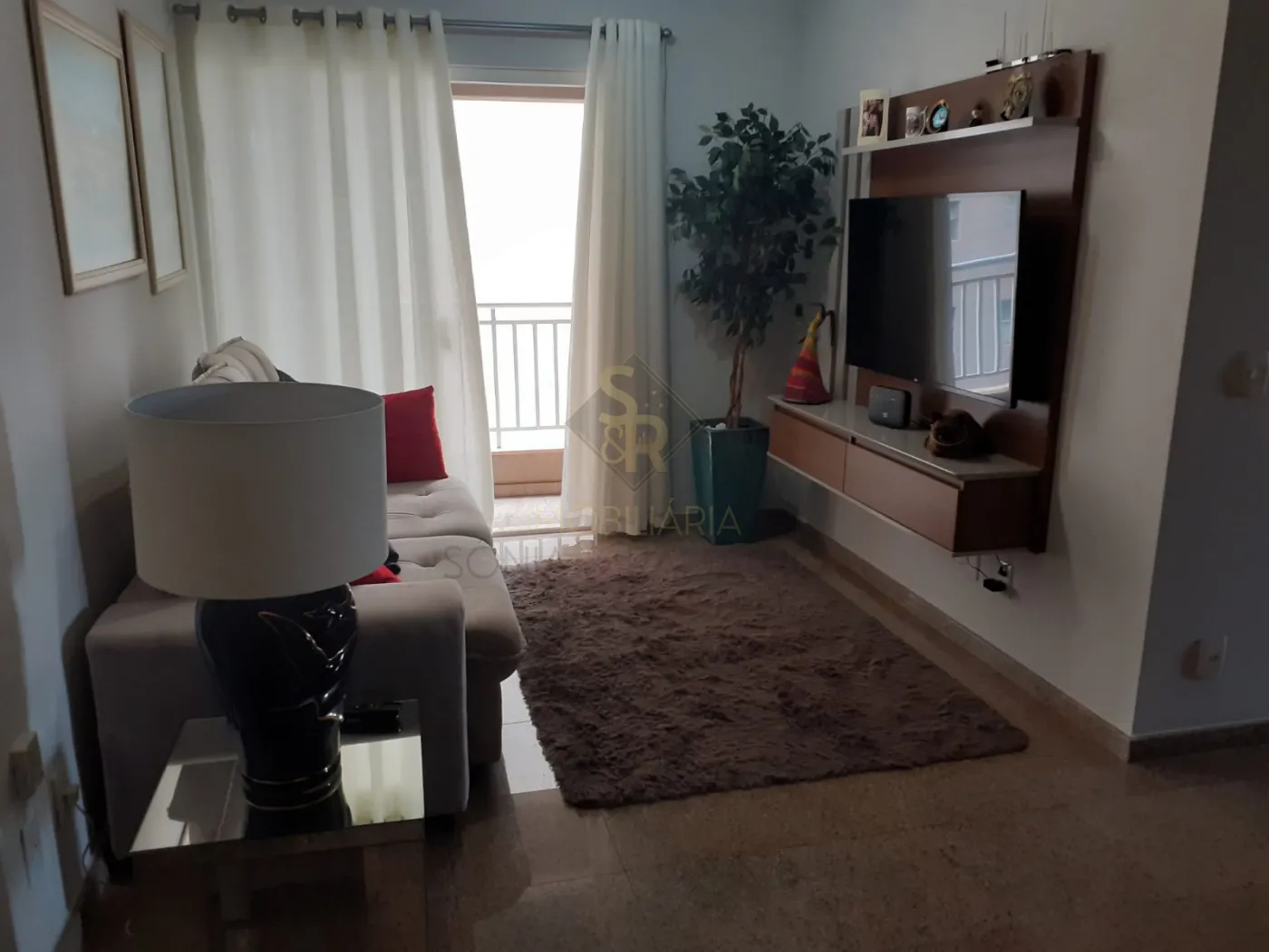 Alugar Apartamentos / Padrão em Ribeirão Preto R$ 3.000,00 - Foto 1