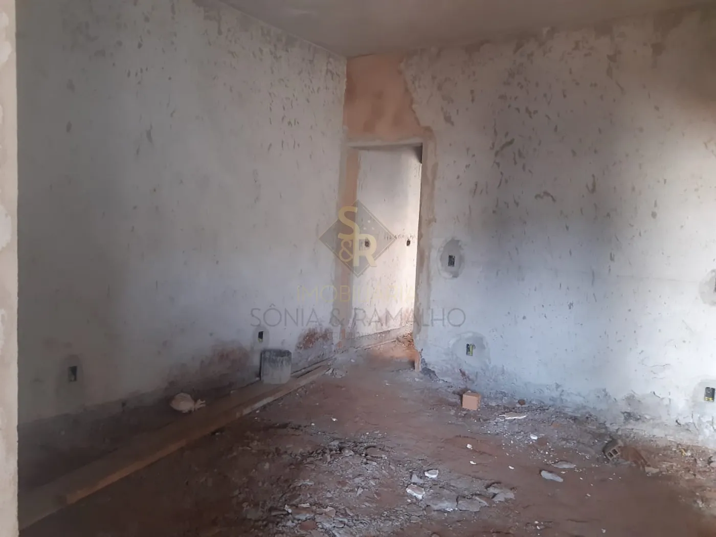 Comprar Casas Residenciais / Padrão em Ribeirão Preto R$ 195.000,00 - Foto 3