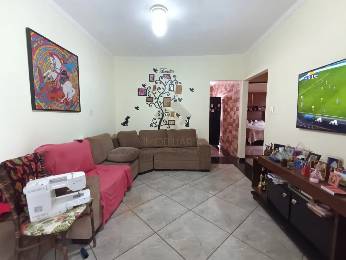 Alugar Casas Residenciais / Padrão em Ribeirão Preto R$ 1.600,00 - Foto 1