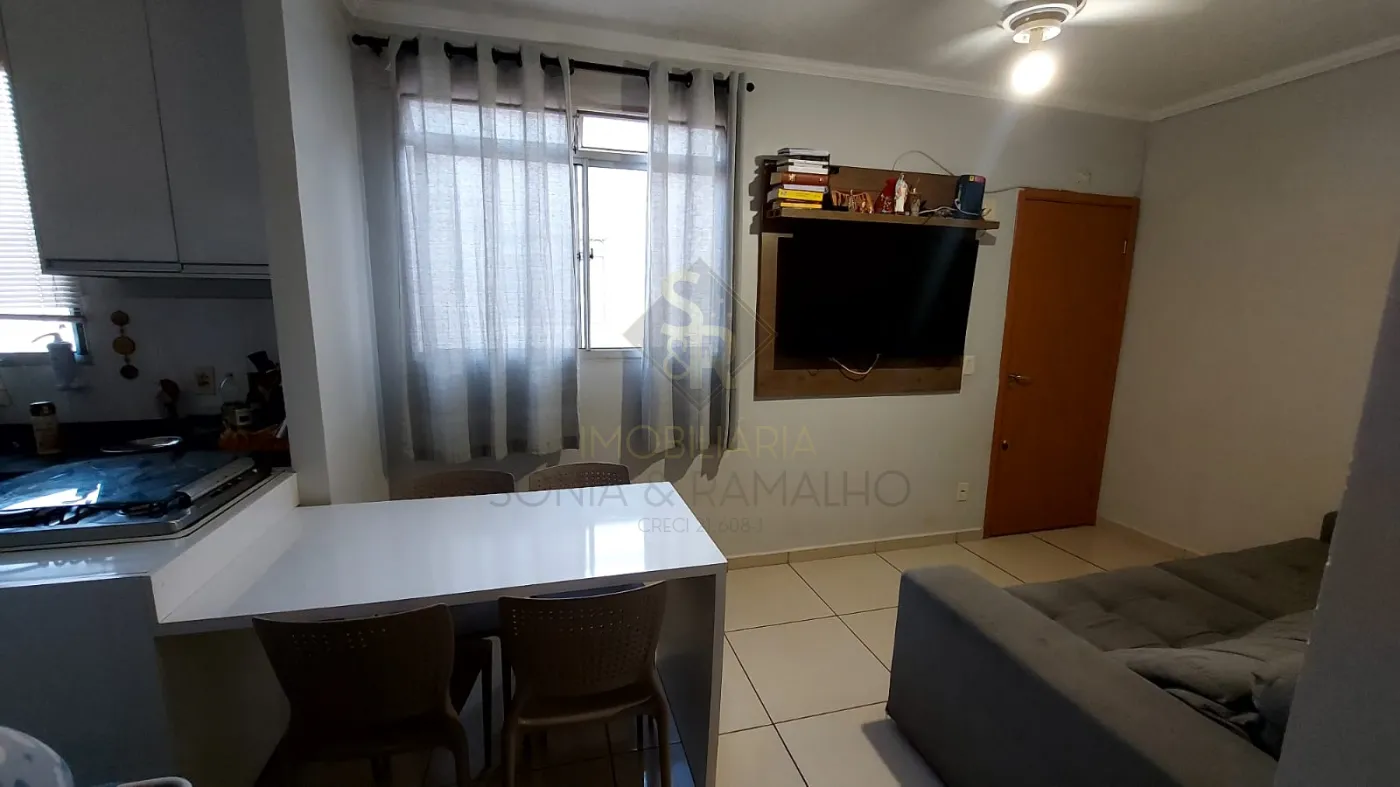 Comprar Apartamentos / Padrão em Ribeirão Preto R$ 185.000,00 - Foto 1