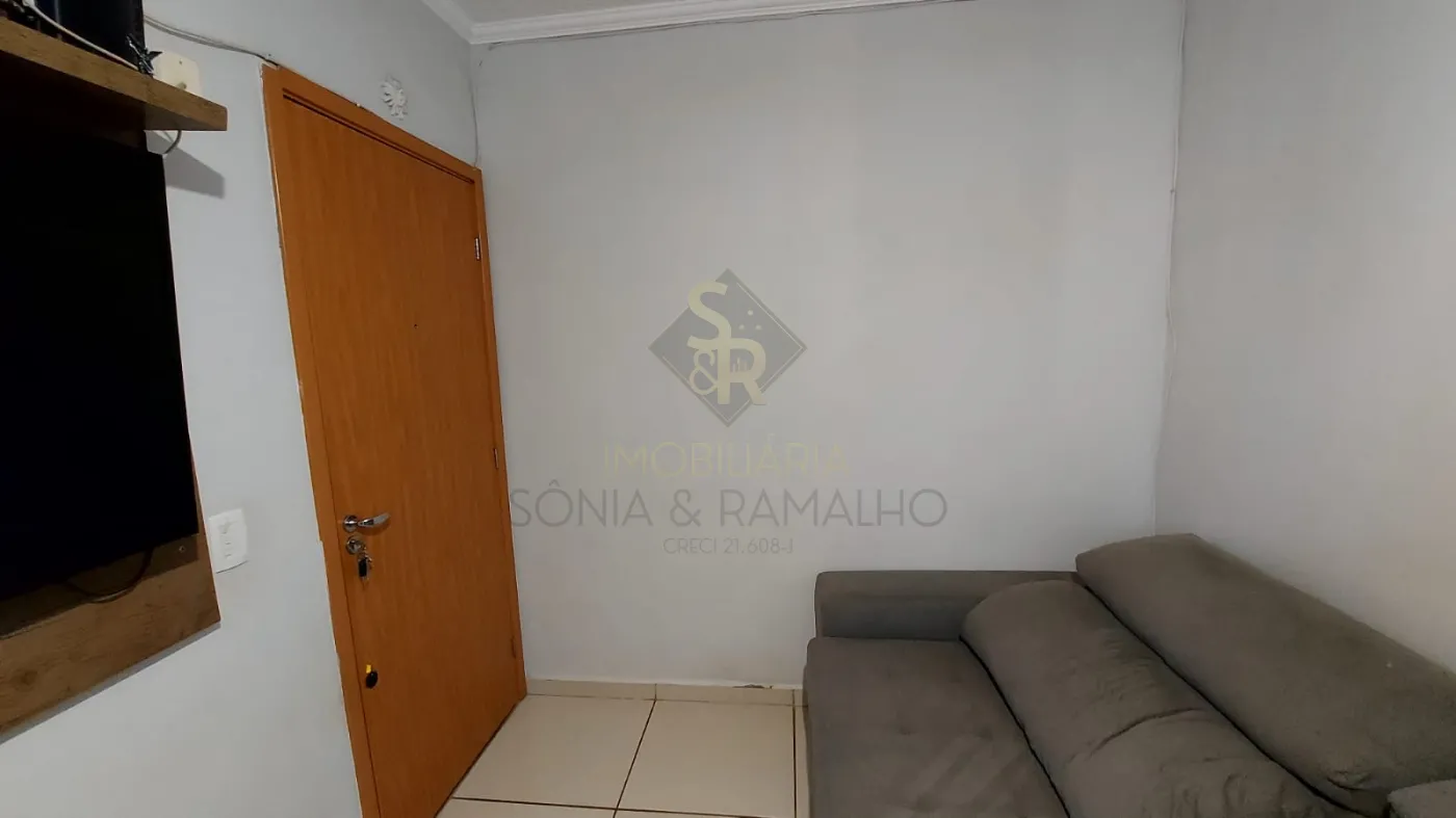 Comprar Apartamentos / Padrão em Ribeirão Preto R$ 185.000,00 - Foto 3