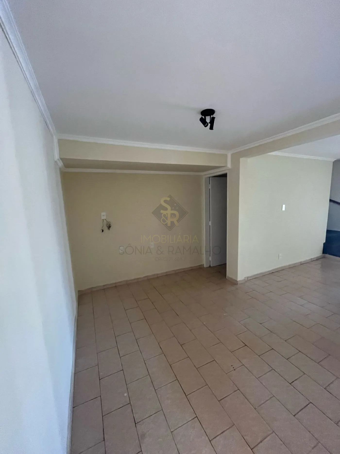Comprar Casas Residenciais / Padrão em Ribeirão Preto R$ 220.000,00 - Foto 2