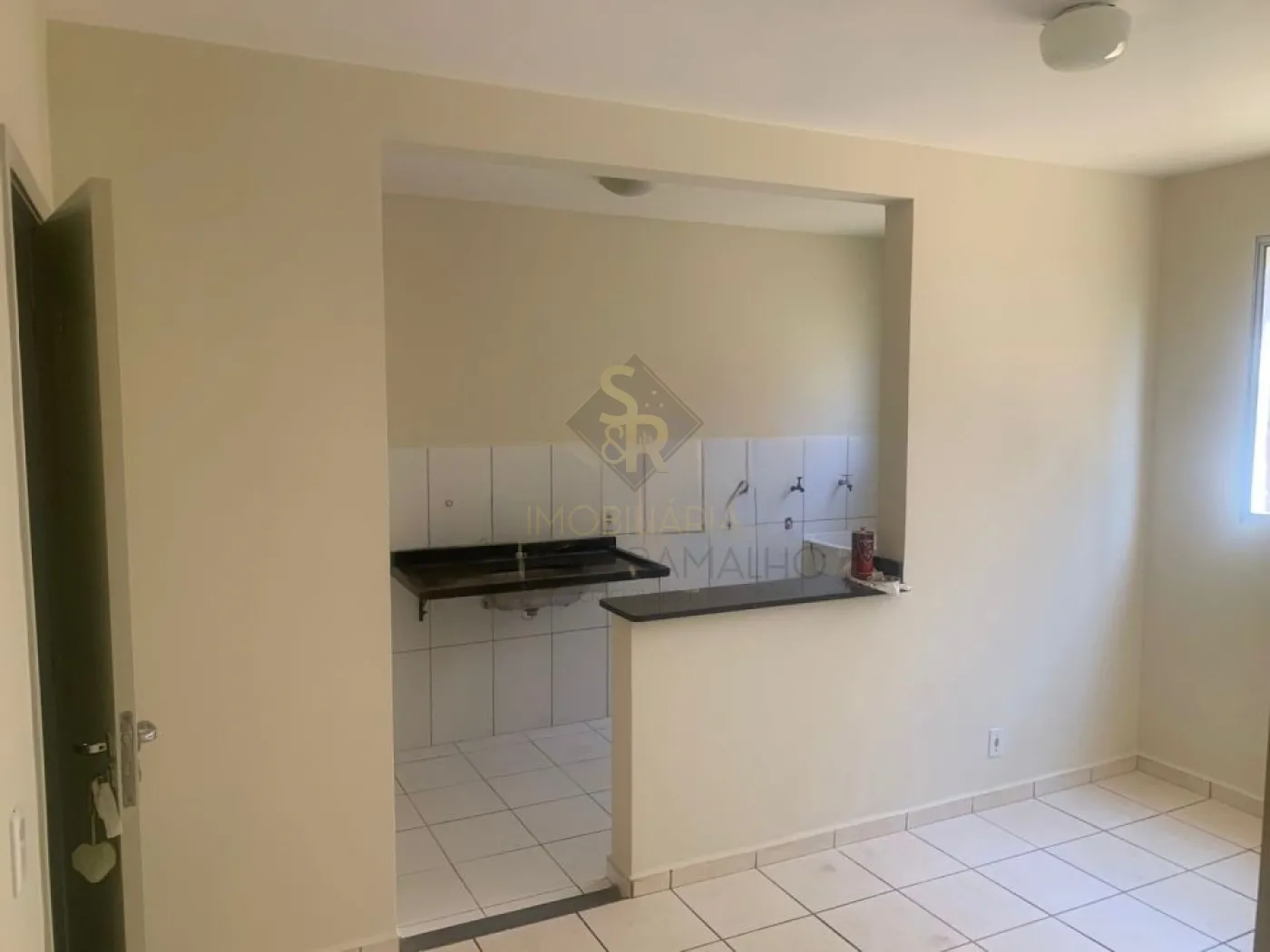 Comprar Apartamentos / Padrão em Ribeirão Preto R$ 160.000,00 - Foto 1