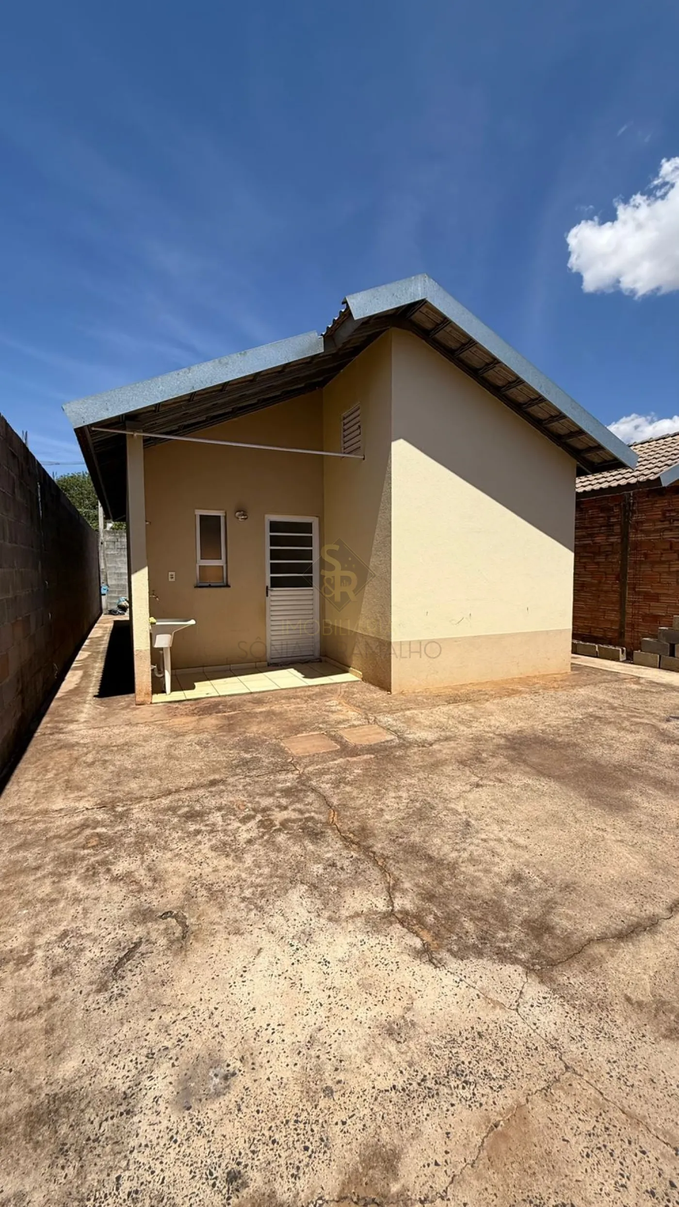 Comprar Casas Residenciais / Padrão em Ribeirão Preto R$ 200.000,00 - Foto 1