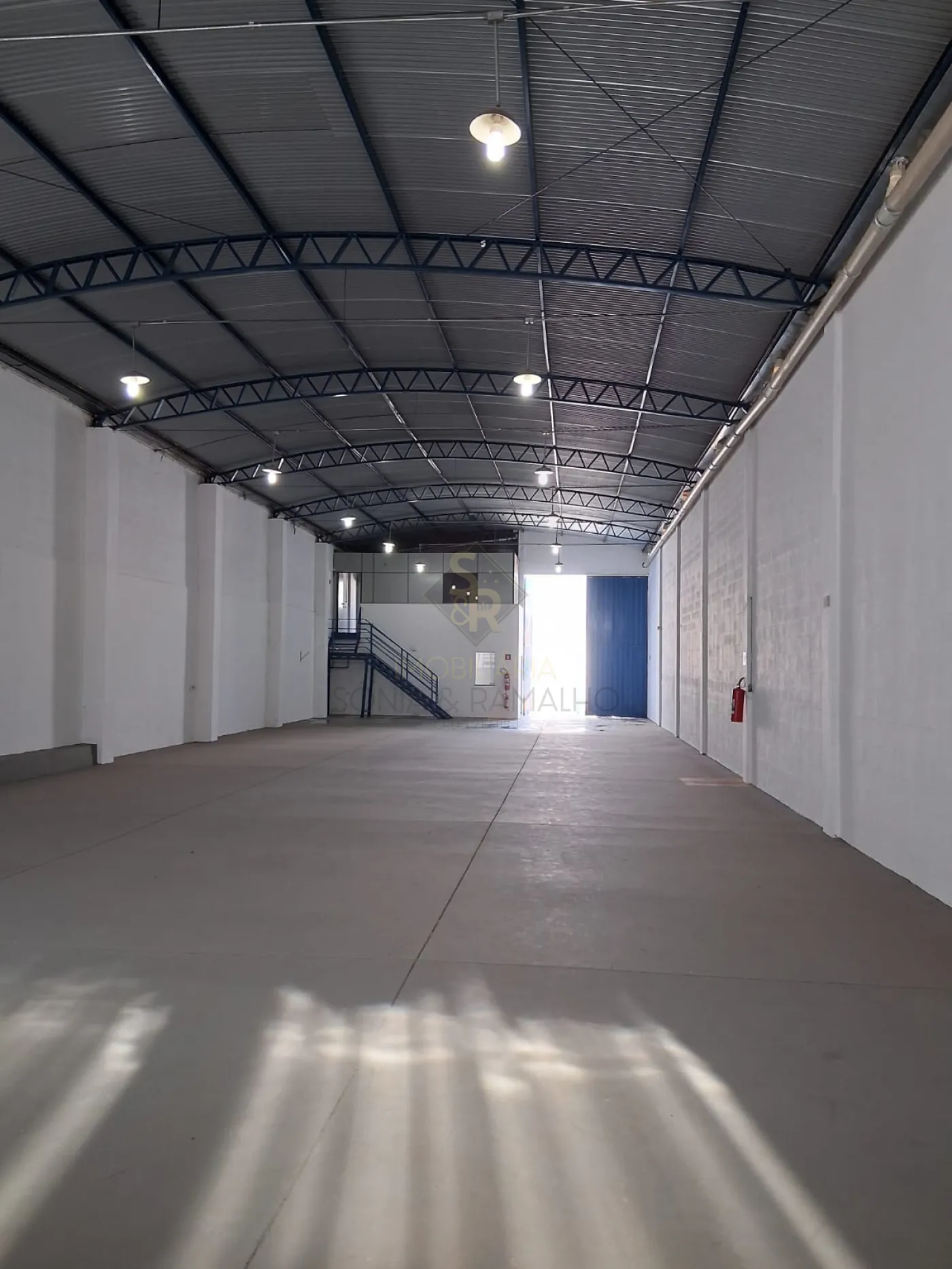 Alugar Imóveis Comerciais / Salão Comercial em Ribeirão Preto R$ 11.200,00 - Foto 1