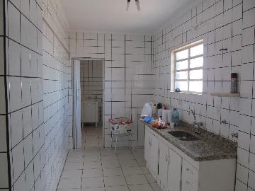 Alugar Apartamentos / Padrão em Ribeirão Preto. apenas R$ 1.000,00