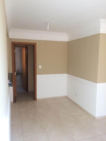 Alugar Apartamentos / Padrão em Ribeirão Preto. apenas R$ 185.000,00