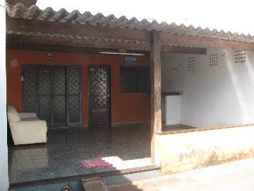 Alugar Casas / Padrão em Ribeirão Preto. apenas R$ 1.200,00