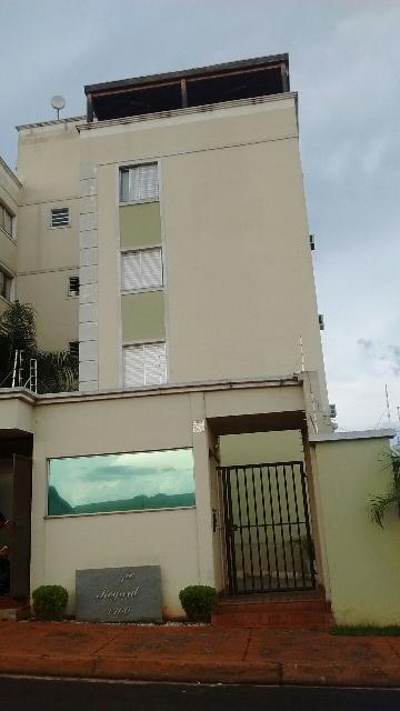 Alugar Apartamentos / Padrão em Ribeirão Preto. apenas R$ 1.300,00