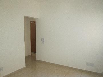 Alugar Apartamentos / Padrão em Ribeirão Preto. apenas R$ 950,00