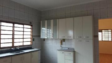 Alugar Casas Residenciais / Padrão em Ribeirão Preto. apenas R$ 1.600,00