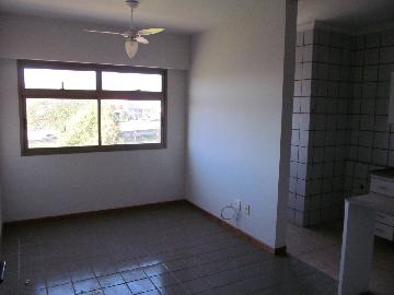 Alugar Apartamentos / Padrão em Ribeirão Preto. apenas R$ 600,00