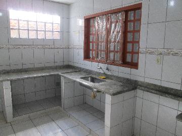 Alugar Casas Residenciais / Padrão em Ribeirão Preto. apenas R$ 850,00