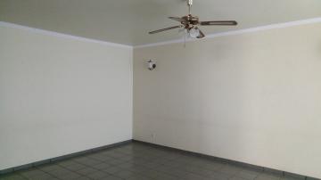 Alugar Casas / Padrão em Ribeirão Preto. apenas R$ 700.000,00