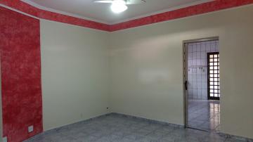 Alugar Casas Residenciais / Padrão em Ribeirão Preto. apenas R$ 1.200,00