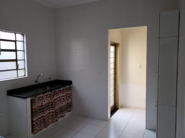 Alugar Casas / Padrão em Ribeirão Preto R$ 700,00 - Foto 10 Alugar Casas / Padrão em Ribeirão Preto R$ 700,00 - Foto 10