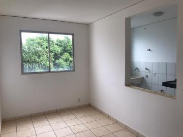 Alugar Apartamentos / Padrão em Ribeirão Preto. apenas R$ 750,00