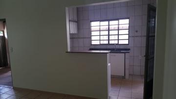 Alugar Casas / Padrão em Ribeirão Preto. apenas R$ 250.000,00