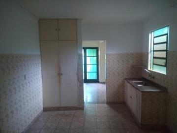 Alugar Casas Residenciais / Padrão em Ribeirão Preto. apenas R$ 1.100,00