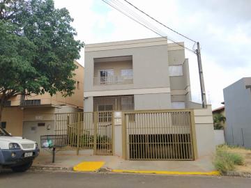 Alugar Apartamentos / Padrão em Ribeirão Preto. apenas R$ 1.900,00