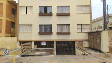 Alugar Apartamentos / Padrão em Ribeirão Preto. apenas R$ 780,00