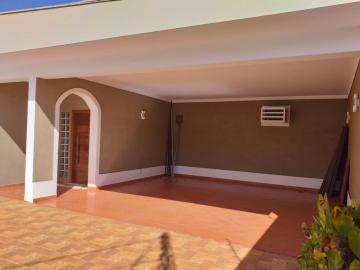 Alugar Casas / Padrão em Ribeirão Preto. apenas R$ 10.000,00