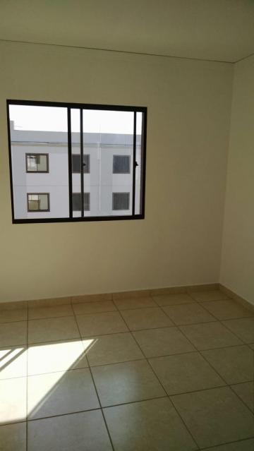 Alugar Apartamentos / Padrão em Ribeirão Preto. apenas R$ 950,00