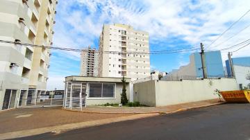 Alugar Apartamentos / Padrão em Ribeirão Preto. apenas R$ 1.200,00