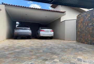 Alugar Casas Residenciais / Padrão em Ribeirão Preto. apenas R$ 830.000,00