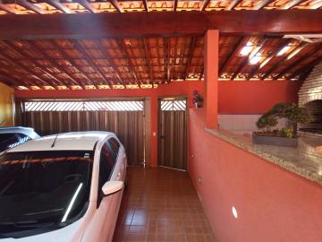 Alugar Casas / Padrão em Ribeirão Preto. apenas R$ 600.000,00