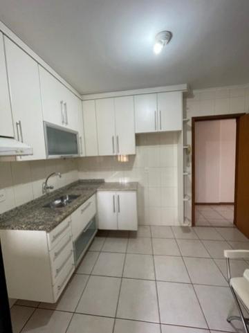 Alugar Apartamentos / Padrão em Ribeirão Preto. apenas R$ 455.000,00