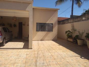 Alugar Casas Residenciais / Padrão em Ribeirão Preto. apenas R$ 450.000,00