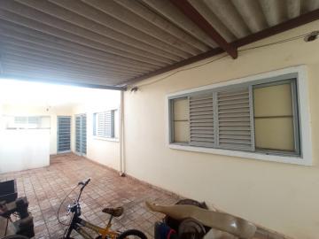 Alugar Casas Residenciais / Padrão em Ribeirão Preto. apenas R$ 950,00