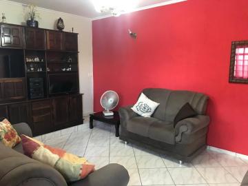 Alugar Casas Residenciais / Padrão em Ribeirão Preto. apenas R$ 500.000,00