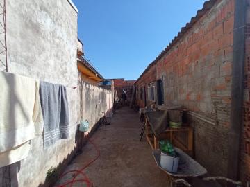 Alugar Casas Residenciais / Padrão em Ribeirão Preto. apenas R$ 120.000,00