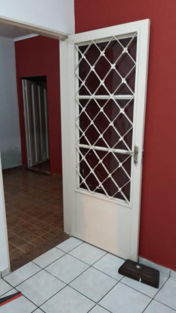 Alugar Casas / Padrão em Ribeirão Preto. apenas R$ 180.000,00