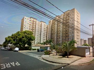 Alugar Apartamentos / Padrão em Ribeirão Preto. apenas R$ 180.000,00