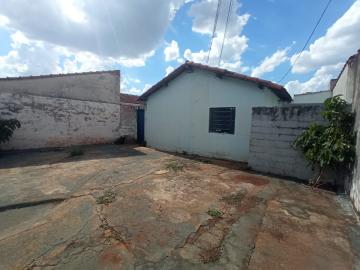 Alugar Casas Residenciais / Padrão em Ribeirão Preto. apenas R$ 650,00
