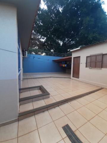 Alugar Casas Residenciais / Padrão em Ribeirão Preto. apenas R$ 1.300,00