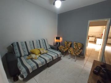 Alugar Casas / Padrão em Ribeirão Preto. apenas R$ 1.100,00
