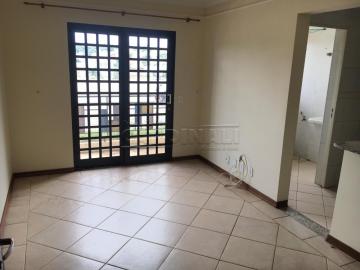 Alugar Apartamentos / Padrão em São Carlos. apenas R$ 1.620,00