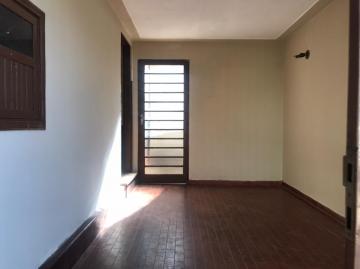 Alugar Casas / Padrão em Ribeirão Preto. apenas R$ 240.000,00