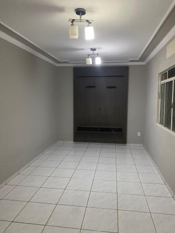 Alugar Casas / Padrão em Ribeirão Preto. apenas R$ 310.000,00