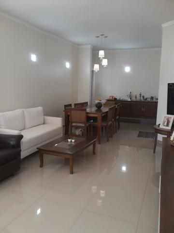 Alugar Casas Residenciais / Padrão em Ribeirão Preto. apenas R$ 600.000,00