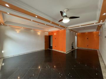 Alugar Casas / Padrão em Ribeirão Preto. apenas R$ 720.000,00