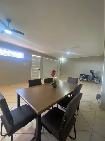 Alugar Casas Residenciais / Padrão em Serrana. apenas R$ 355.000,00