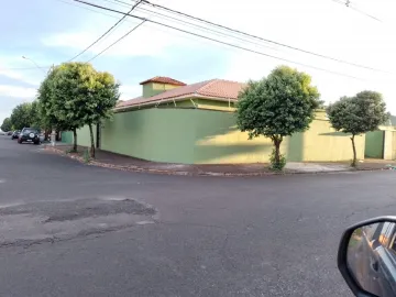 Alugar Casas Residenciais / Padrão em Jardinópolis. apenas R$ 400.000,00