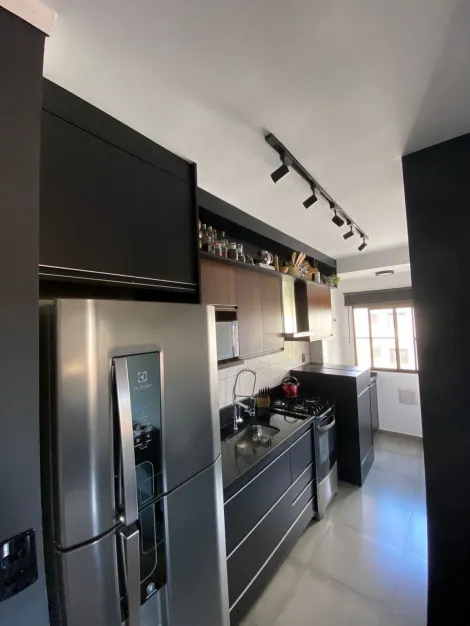 Alugar Apartamentos / Padrão em Ribeirão Preto. apenas R$ 215.000,00