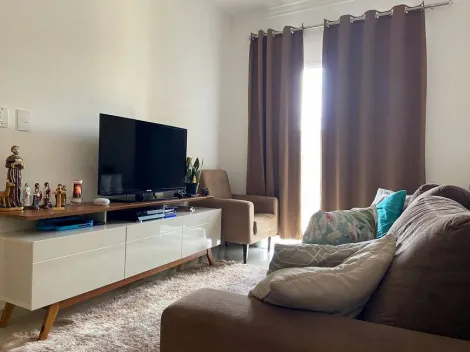 Alugar Apartamentos / Padrão em Ribeirão Preto. apenas R$ 240.000,00