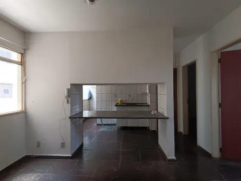 Alugar Apartamentos / Padrão em Ribeirão Preto. apenas R$ 800,00